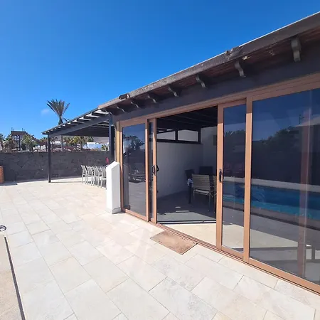 Carla فيلة بلايا بلانكا