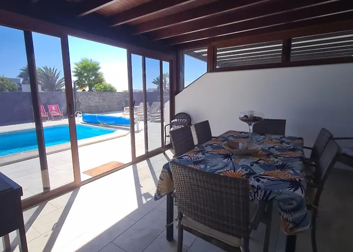 Carla Playa Blanca (Lanzarote)